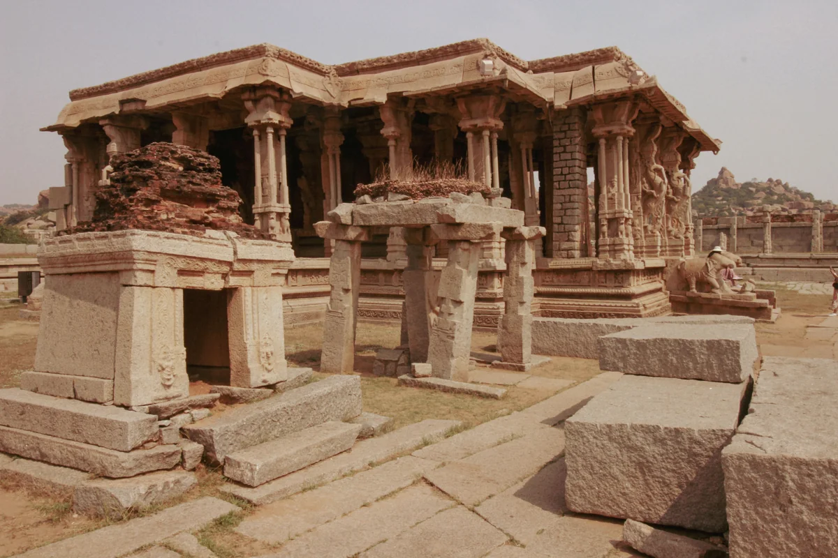 Hampi UNESCO heritage tour from Bangalore