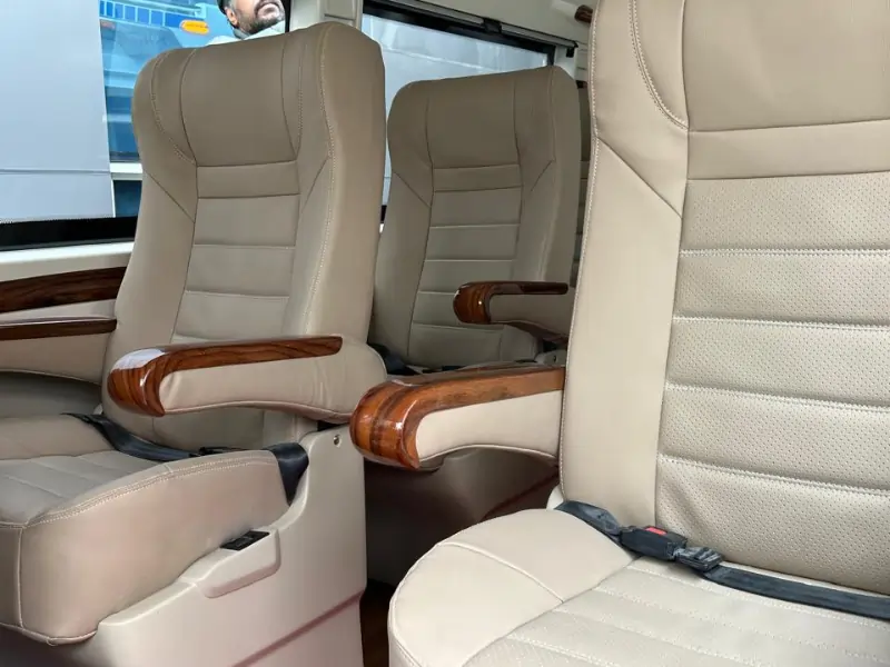 9 seater luxury tempo traveller rental