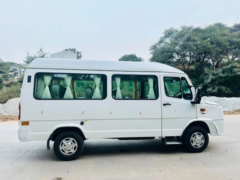 Deluxe Tempo Traveller in Bangalore